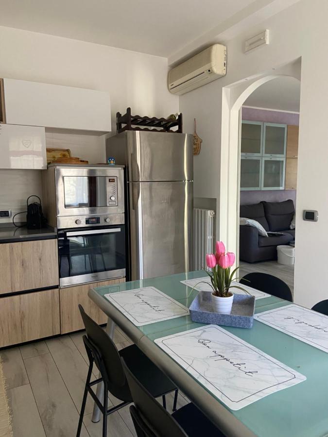 Caserma Guelfa - Casa Vacanza Chiarina Сан-Бенедетто-дель-Тронто Экстерьер фото
